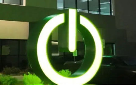 Schneider Electric, Elektrik Yüklenicileri için Yeni Ürünleri Tanıttı ve NECA 2025'te 2026 NEC Mevzuat Değişikliklerine İlişkin Görüşlerini Paylaştı